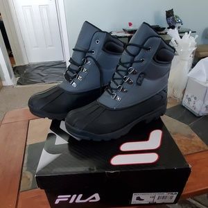 Fila brand new steel toe boots in orig